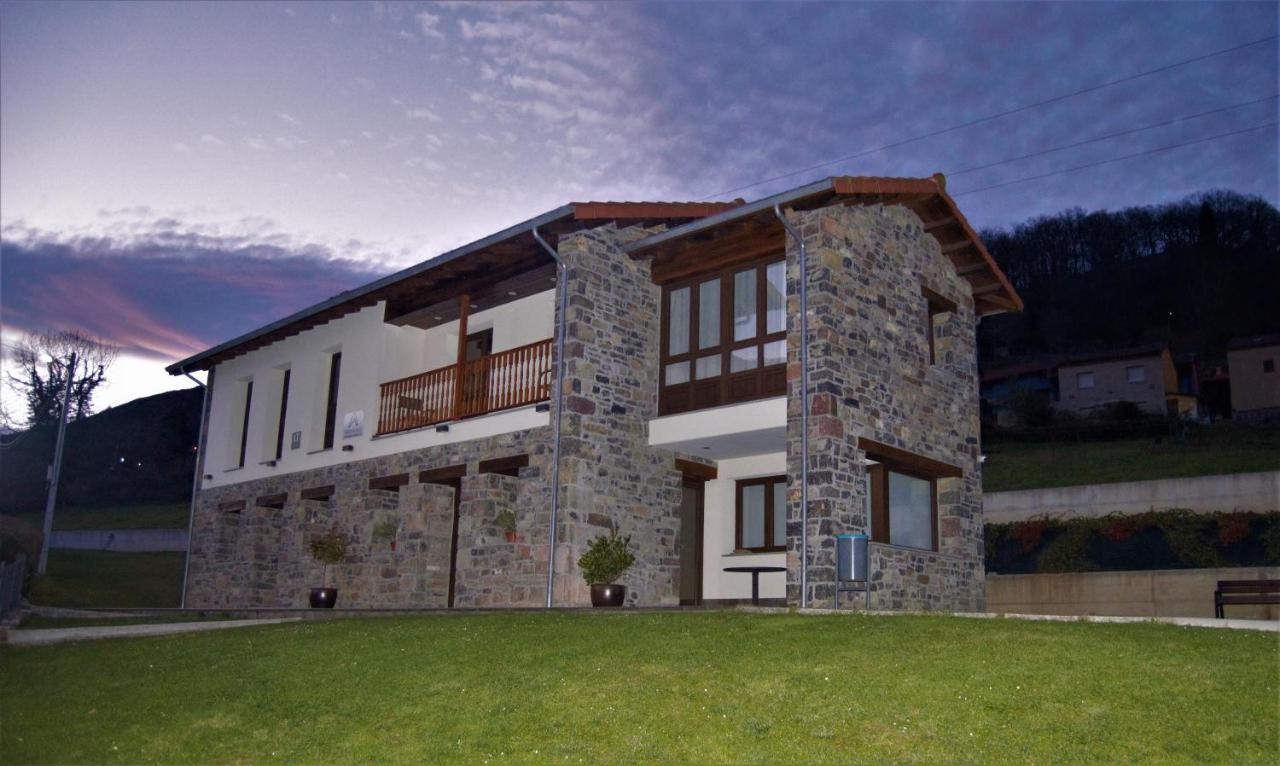 Apartamentos Rurales Penon Blanco Penerudes Ngoại thất bức ảnh