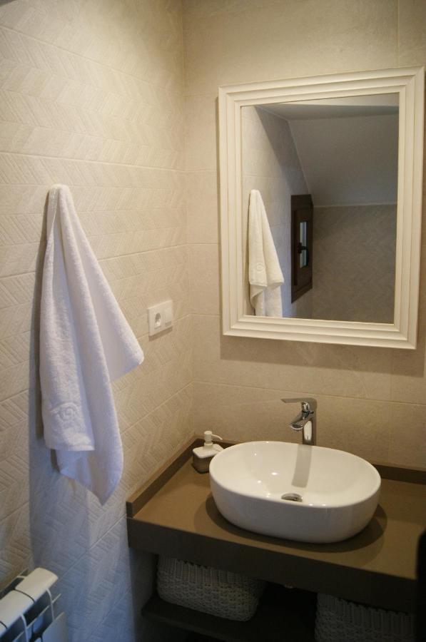 Apartamentos Rurales Penon Blanco Penerudes Ngoại thất bức ảnh